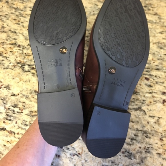 Reduced! Alex Marie Low-heeled Bootie - Picture 12 of 13